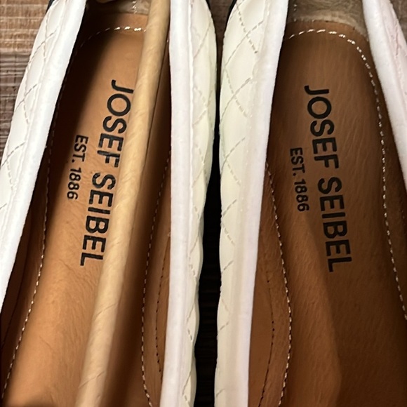 Josef Seibel Women’s 6 Patent Toe Black and White Ballet Flats Leather Comfort - Picture 6 of 10